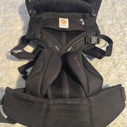 Ergobaby Carrier
