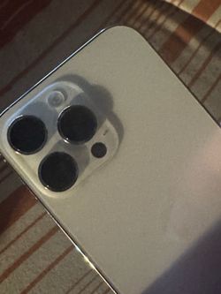 iPhone 14 Pro Max liberado para activar con cualquier compañía 128 gb