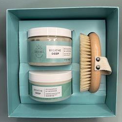 Brand New Bath And Body Works Gift Set 