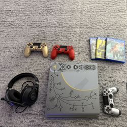 PS4 Pro god of war edition 1TB With Accessories 