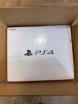 Sony PlayStation 4 500GB Jet Black Console NEW                 X25