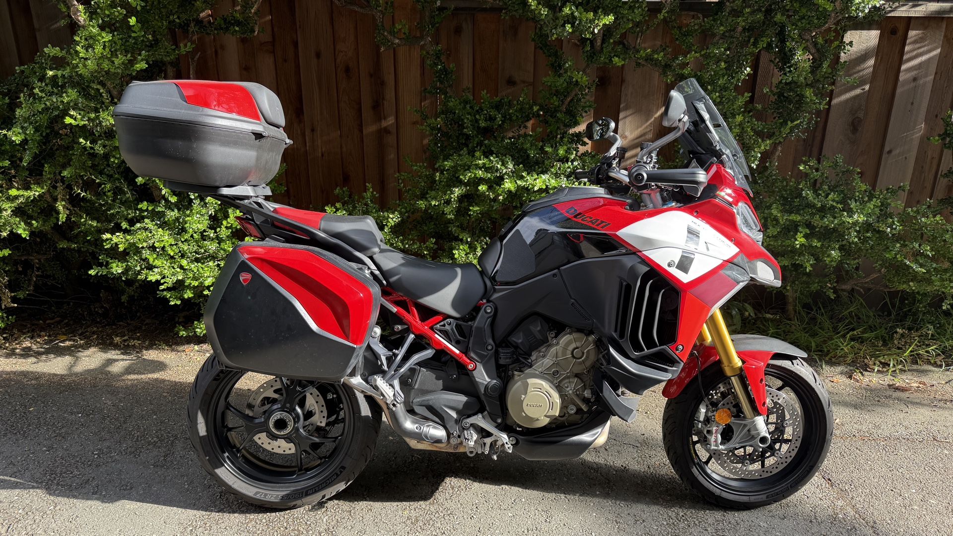 2023 Ducati Multistrada V4 Pikes Peak