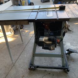 Delta Contractor Delta Saw