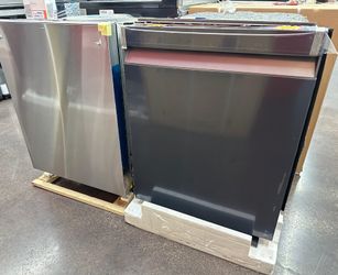 ⭐Brand New In A Open Box Dishwasher 💲499 UP Available Now⭐ 
