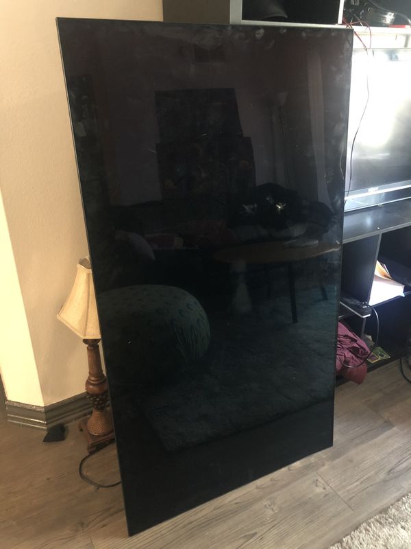 LG C9PUA 65” 4K Smart TV BROKEN for Sale in Los Angeles, CA OfferUp