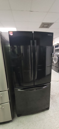 Samsung French Door Fridge – Black, Bottom Freezer, Clean