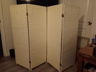 Divider (Beige)