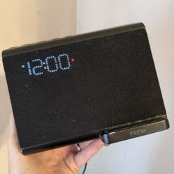 Ihome Alarm Clock With Docking/USB