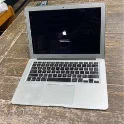 MacBook Air 13” 2015 i5 8GB 250GB $195 