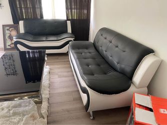 š„ Brand New Modern Premium Leather Sofa & Loveseat Set W/ OptChair - White & Black or Red Combo | Pickup & Delivery š