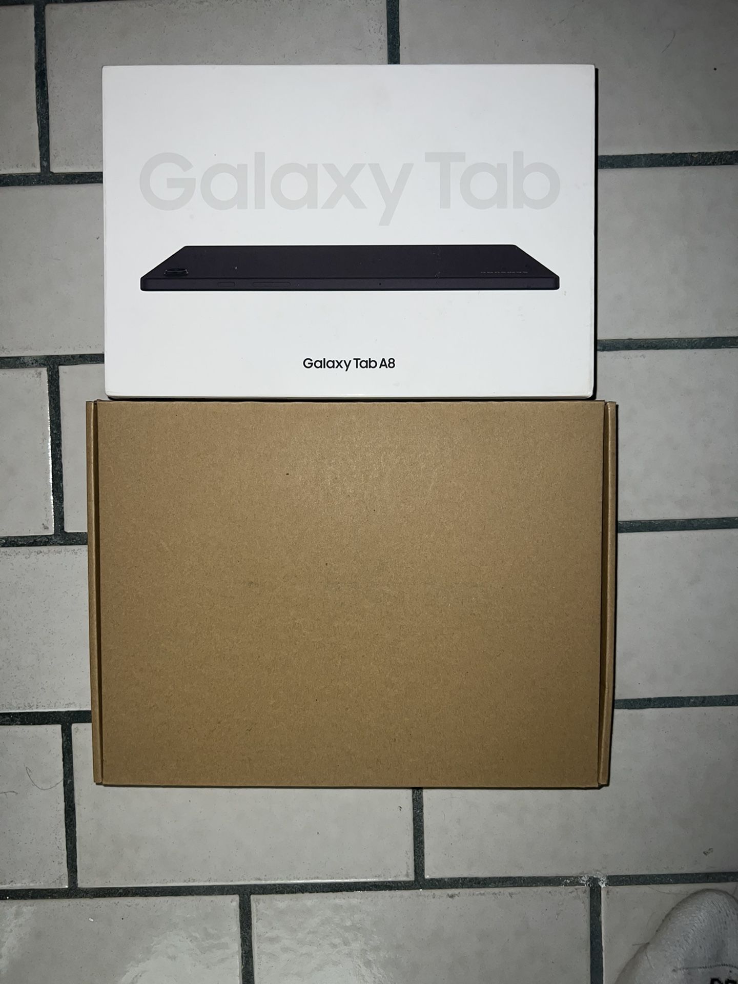 One Samsung Galaxy A8 Tablet 