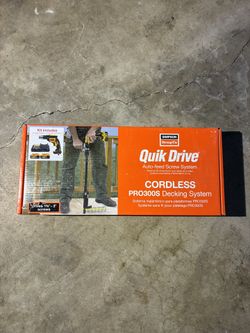 Dewalt Simpson Strong-Tie 2500 RPM Quik Drive Cordless PRO300S Decking System