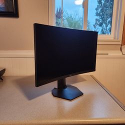 Curved 24" DELL Gaming Monitor S2422HG