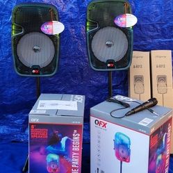 2 Bluetooth party speakers   bocinas.     RECHARGEABLES  DUAL PAIR
  8" SUBWOOFER               🚥           🎁  WAVESYNC 
 2 MICRÓFONOS 🎤 🎤
 2. STA