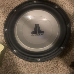 JL Audio 12W1v2-4 (discontinued)