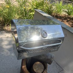 Magma Pontoon Boat Bbq Used