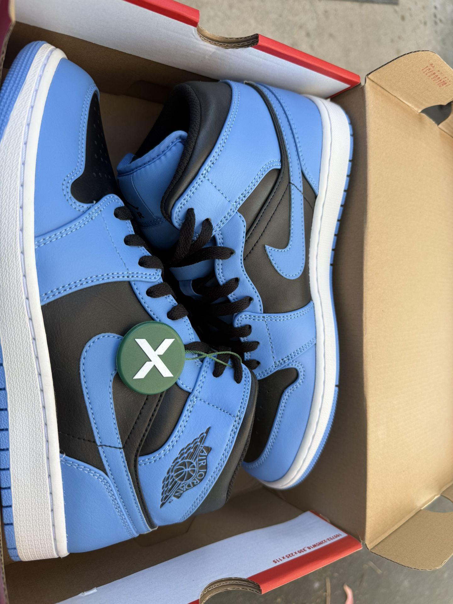 Jordan 1 University Black