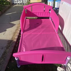 Disney  Girl  Bed  51 Inch Long  And 28 Inch Wide 