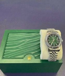 Men’s luxury watch