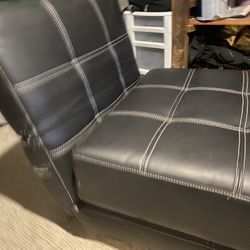 Lounge Chair Sleeper Leather 