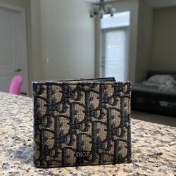 Dior men’s wallet 