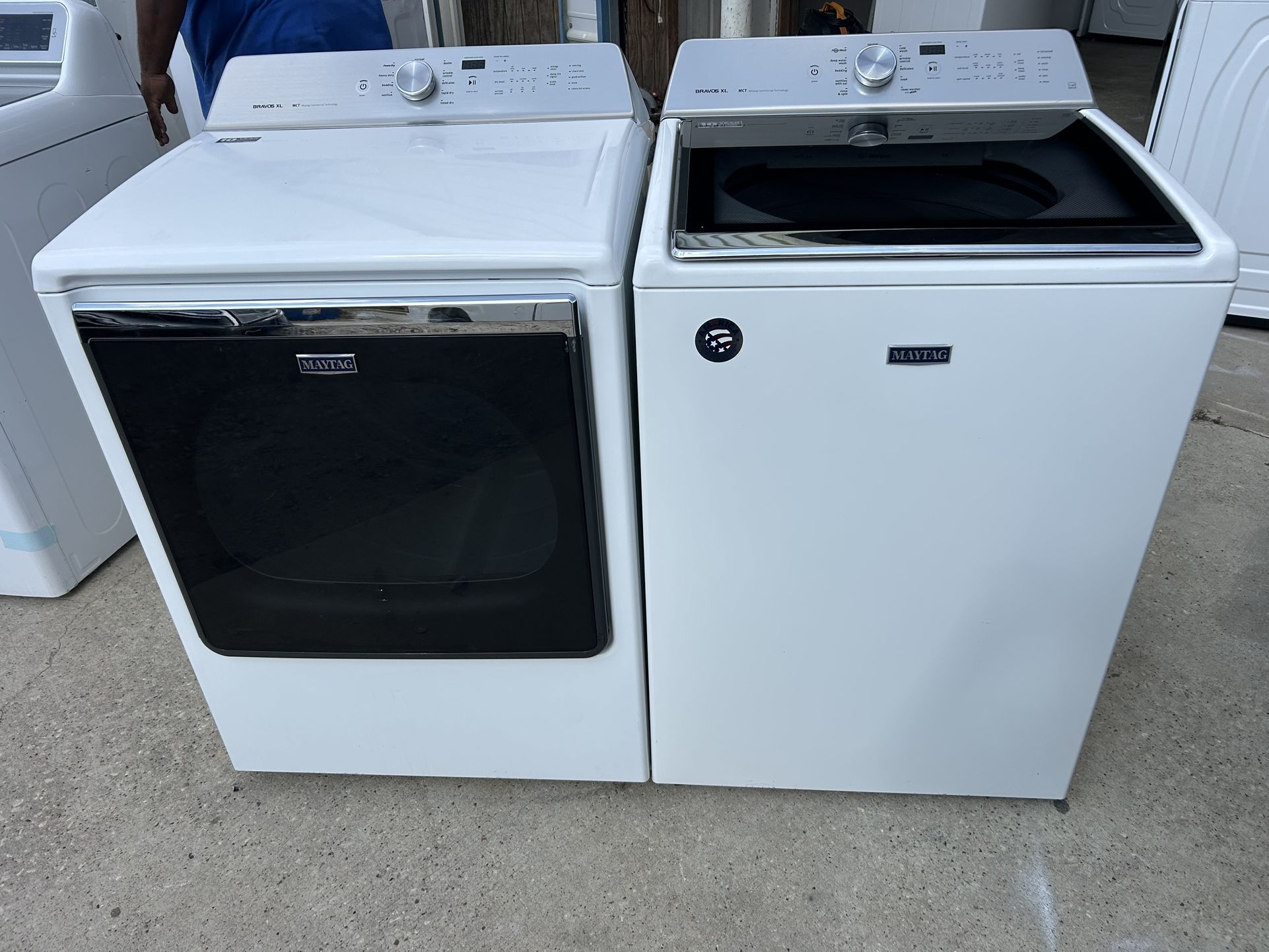 Maytag XL TopLoad Washer And Electric Dryer 