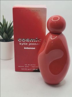 KYLIE COSMETICS
 
Cosmic Kylie Jenner Intense Eau de Parfum

3.3 fl (2 available)