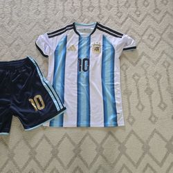 Messi Jersey & Shorts XL MENS