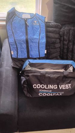 Cooling vests
