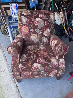 La Z Boy Floral Upholstered Accent recliner  Armchair