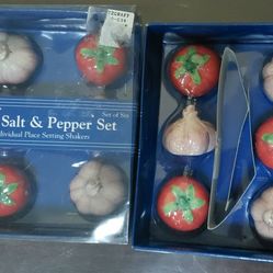 Boston Mini Salt & Pepper Sets of 12 Garlic & Tomato Individual Settings