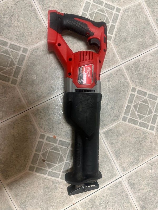 Milwuakee Sawzall M18