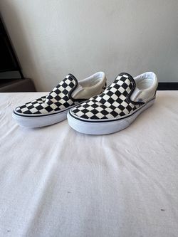 Vans Classic Slip-On Checkerboard – Women’s 8/ Men’s 6.5  $30 OBO