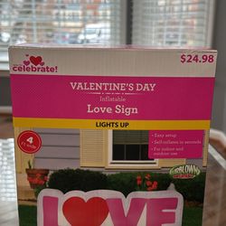 Inflatable Valentine love sign ( Light up)
