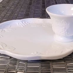 Vintage Indiana Milk Glass Luncheon Cups and Plates
