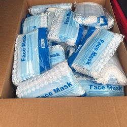 Lot of Facemask 3ply Medical Grade. 1$ a Pack Of 25pcs