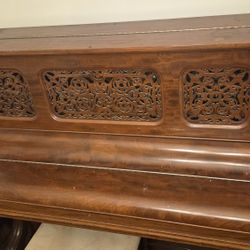 Carved Piano (Free)