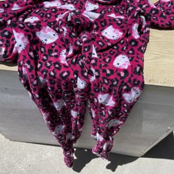 Hello Kitty XXL onesie With Feet