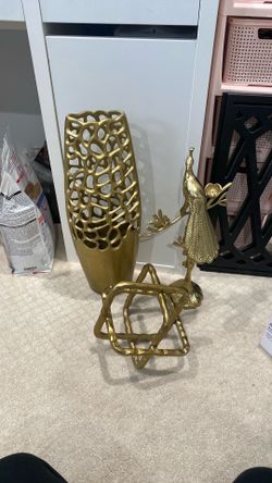 Gold home decor