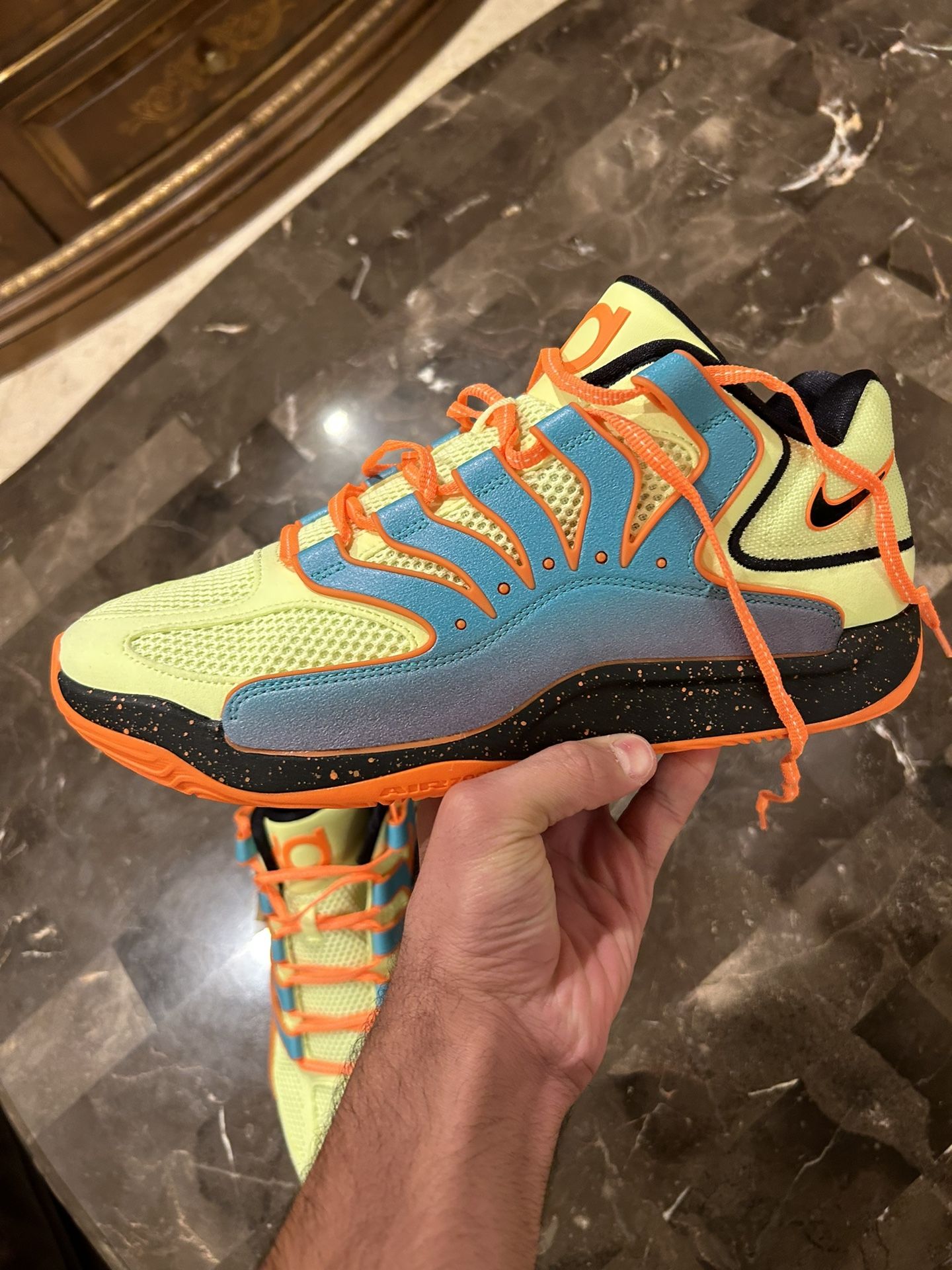 KD 18 Basketball Shoes