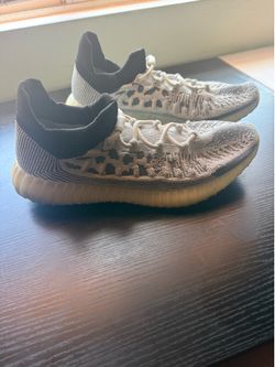 Yeezy 350 V2 CMPCT