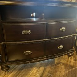 Avalon Brown Cherry Media Chest / TV Stand – Solid, Elegant, Great Condition