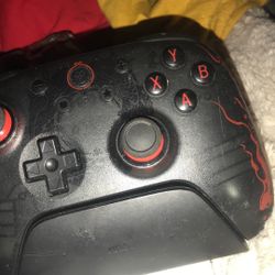 PS4 And Xbox Wireless Controller 