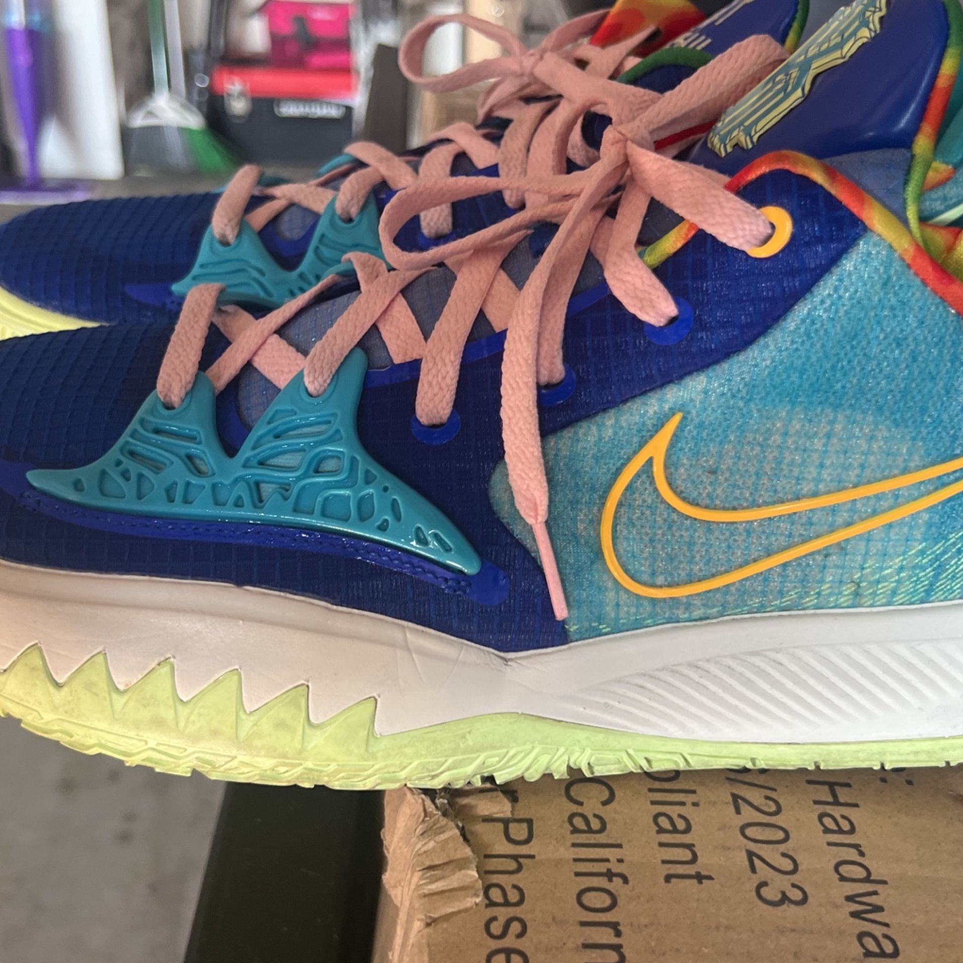 Nike kyrie 4 size 12.5 2025