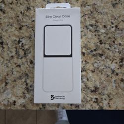 Slim Clear Case Z Flip 6