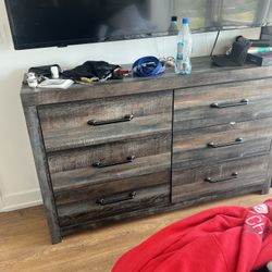 King Bed Frame And Dresser