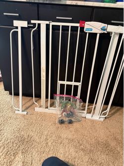 Pet gate