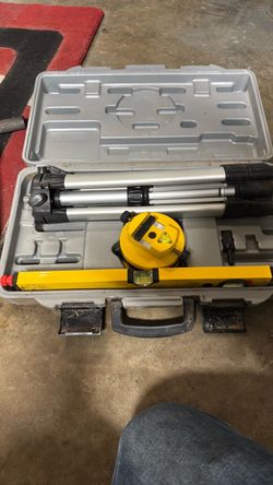 Laser level