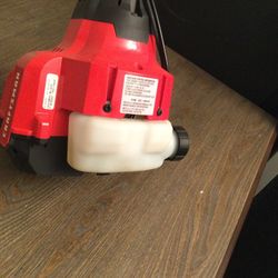 CRAFTSMAN GAS LINE TRIMMER/WEEDWACKER….   MISSING  COVER TO STRING CASING …CAN EASILY BE ORDERED