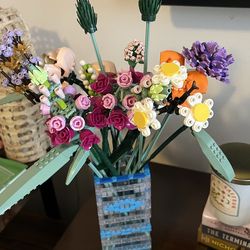 LEGO Flower Bouquet